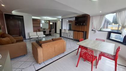 Apartamento MOBILIADO para locação com 3 quartos, sendo 2 suítes no bairro Centro em Campina Grande