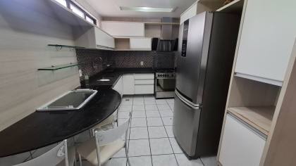 Apartamento MOBILIADO para locação com 3 quartos, sendo 2 suítes no bairro Centro em Campina Grande