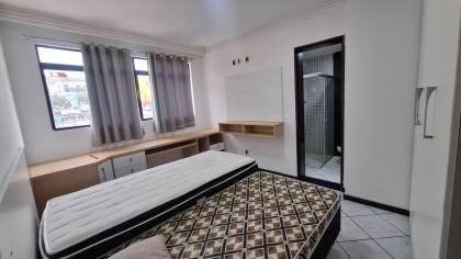 Apartamento MOBILIADO para locação com 3 quartos, sendo 2 suítes no bairro Centro em Campina Grande