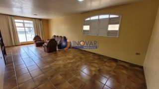 Casa residencial ou comercial para locação com 4 quartos, sendo 2 suítes no bairro Santo Antônio em Campina Grande
