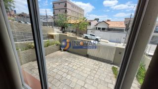 Casa residencial ou comercial para locação com 4 quartos, sendo 2 suítes no bairro Santo Antônio em Campina Grande