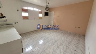 Casa residencial ou comercial para locação com 4 quartos, sendo 2 suítes no bairro Santo Antônio em Campina Grande