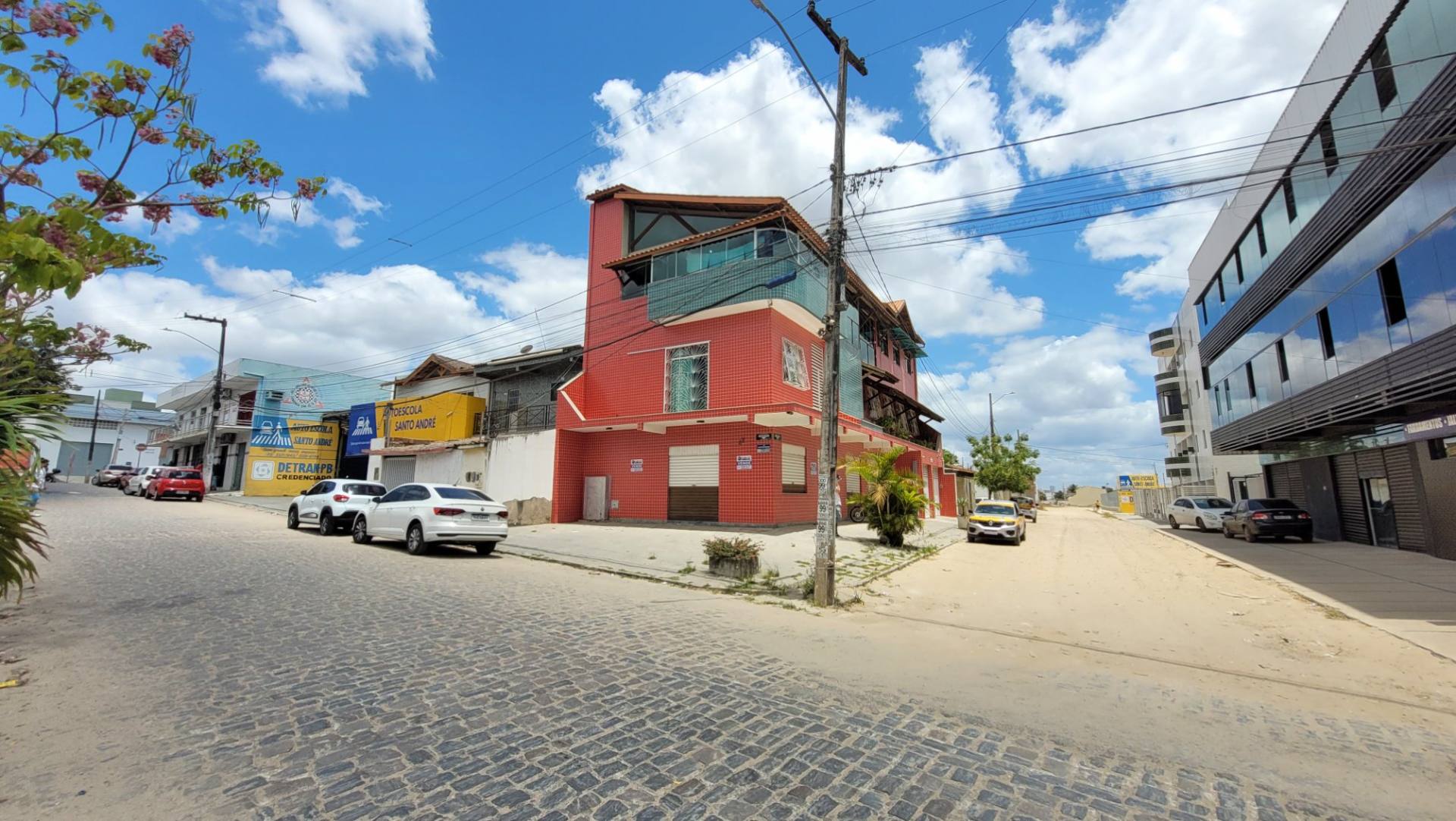 Casa à venda com 5 quartos 4 suítes no bairro Três Irmãs em Campina Grande