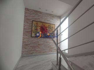 Casa duplex à venda com 3 quartos, sendo 1 suíte no bairro Mirante em Campina Grande