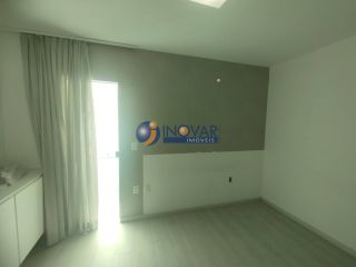 Casa duplex à venda com 3 quartos, sendo 1 suíte no bairro Mirante em Campina Grande