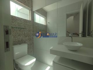 Casa duplex à venda com 3 quartos, sendo 1 suíte no bairro Mirante em Campina Grande