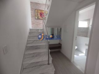 Casa duplex à venda com 3 quartos, sendo 1 suíte no bairro Mirante em Campina Grande