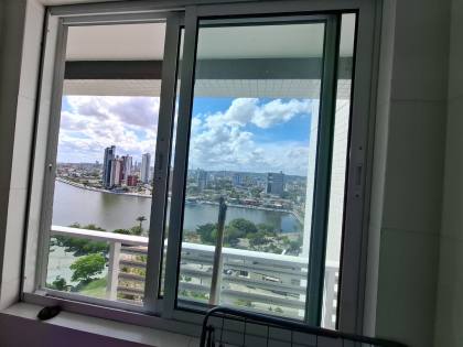 Flat mobiliado para locação, com 1 quarto, sendo 1 suíte, no bairro José Pinheiro em Campina Grande