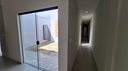 Casa à venda com 3 quartos, sendo 2 suítes no bairro Jardim Paulistano em Campina Grande