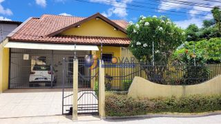 Casa à venda com 3 quartos, sendo 1 suíte, no bairro Jardim Paulistano em Campina Grande