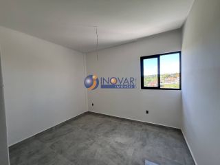 Casa à venda com 3 quartos, sendo 1 suíte, no bairro Alto Branco em Campina Grande