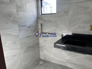 Casa à venda com 3 quartos, sendo 1 suíte, no bairro Alto Branco em Campina Grande