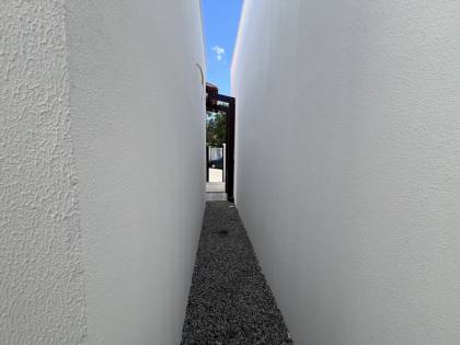 Casa à venda com 3 quartos, sendo 1 suíte, no bairro Alto Branco em Campina Grande
