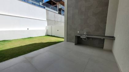 Casa à venda no condomínio Alphaville Campina Grande