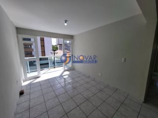 Apartamento à venda com 3 quartos, sendo 1 suíte no bairro Lauritzen em Campina Grande