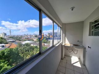 Apartamento à venda com 3 quartos, sendo 1 suíte no bairro Lauritzen em Campina Grande