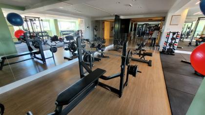Apartamento à venda com 3 suítes e 3 varandas em frente ao Parque da Criança