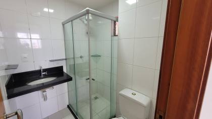Apartamento para locação com 3 quartos, sendo 2 suítes no bairro Catolé em Campina Grande