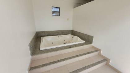 Apartamento para locação com 3 quartos, sendo 2 suítes no bairro Catolé em Campina Grande