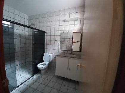 Casa para locação no bairro do Catolé, em Campina Grande