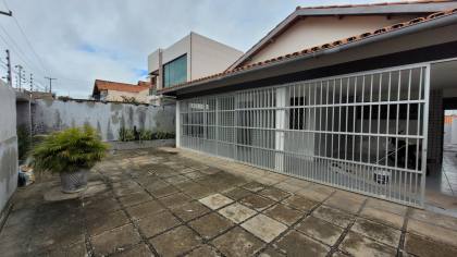 Casa para locação no bairro do Catolé, em Campina Grande