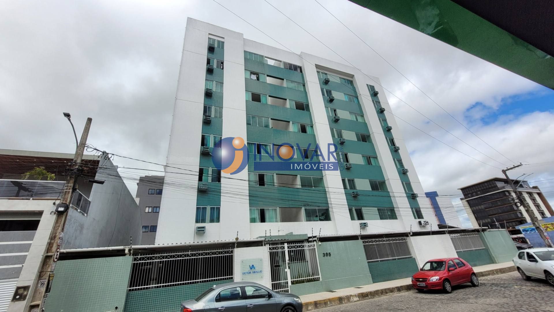 Apartamento à venda com 02 quartos, sendo 01 suíte, no bairro Catolé, em Campina Grande