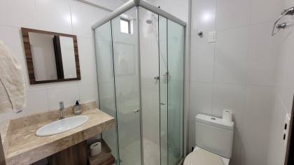 Apartamento todo mobiliado, para locação com 02 quarto sendo 01 suíte, em Campina Grande