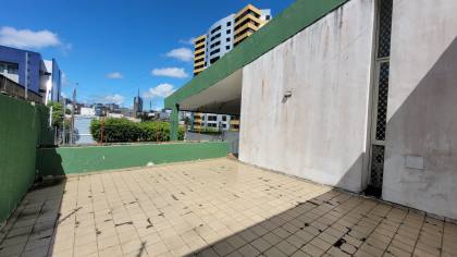 Casa à venda com 4 quartos, sendo 1 suíte, no bairro Alto Branco em Campina Grande