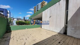 Casa à venda com 4 quartos, sendo 1 suíte, no bairro Alto Branco em Campina Grande