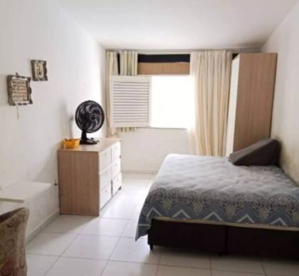 Casa à venda com 4 quartos, sendo 1 suíte, no bairro Alto Branco em Campina Grande