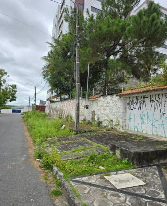 Terreno à venda no bairro Bela Vista, próximo a campo do Campinense Clube