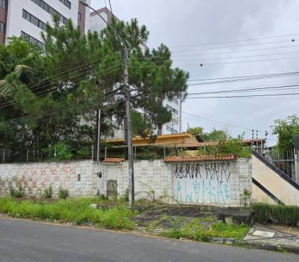 Terreno à venda no bairro Bela Vista, próximo a campo do Campinense Clube