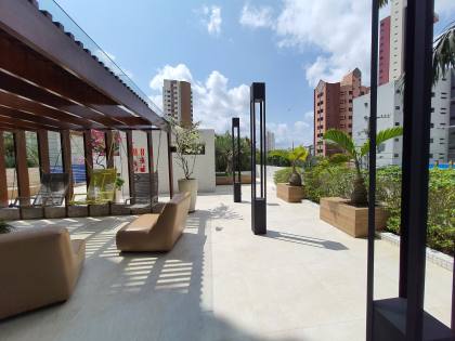 Apartamento à venda com 3 quartos, sendo 2 suítes no centro de Campina Grande