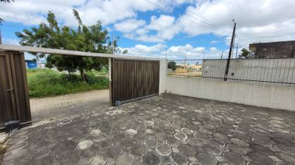Casa à venda no Distrito Industrial, próximo ao Amigão, em Campina Grande