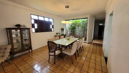 Casa à venda com 3 quartos, sendo 1 suíte no bairro Prata em Campina Grande