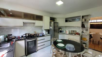Casa à venda com 3 quartos, sendo 1 suíte no bairro Prata em Campina Grande