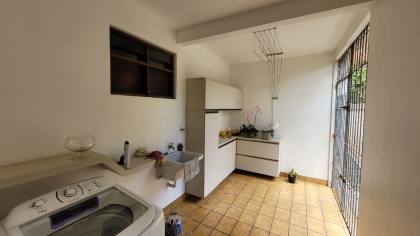 Casa à venda com 3 quartos, sendo 1 suíte no bairro Prata em Campina Grande