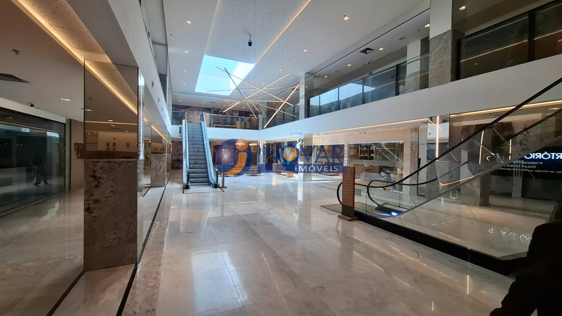 Sala comercial à venda as margens do Açude Velho, em Campina Grande