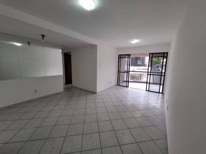 Apartamento para locação com 3 quartos, sendo 01 suíte, no Centro de Campina Grande