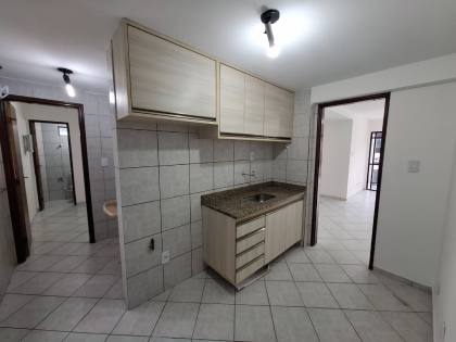 Apartamento para locação com 3 quartos, sendo 01 suíte, no Centro de Campina Grande