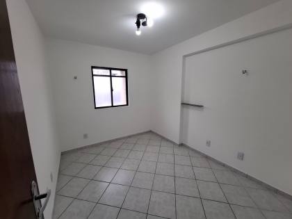 Apartamento para locação com 3 quartos, sendo 01 suíte, no Centro de Campina Grande