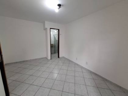 Apartamento para locação com 3 quartos, sendo 01 suíte, no Centro de Campina Grande