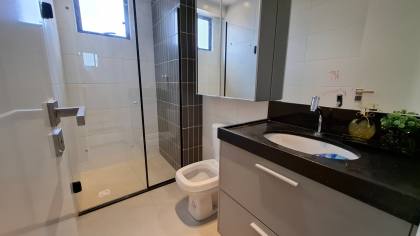 Apartamento à venda com 3 quartos, sendo 2 suítes no bairro Jardim Tavares em Campina Grande