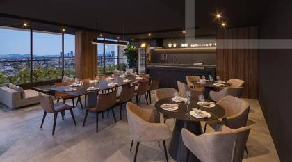 Apartamento à venda com 3 quartos, sendo 2 suítes no bairro Jardim Tavares em Campina Grande