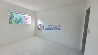 Casa à venda com 03 quartos, sendo 01 suíte no bairro Monte Castelo em Campina Grande