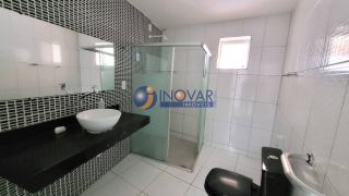 Casa à venda com 03 quartos, sendo 01 suíte no bairro Monte Castelo em Campina Grande