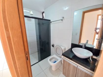 Apartamento para locação com 3 quartos, sendo 1 suíte no bairro Jardim Paulistano em Campina Grande