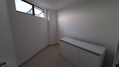 Apartamento para locação com 3 quartos, sendo 2 suítes no bairro Alto Branco em Campina Grande