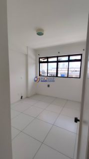 Apartamento  à venda com 3 quartos, sendo 2 suítes no bairro Jardim Tavares em Campina Grande