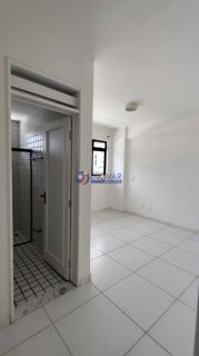 Apartamento  à venda com 3 quartos, sendo 2 suítes no bairro Jardim Tavares em Campina Grande